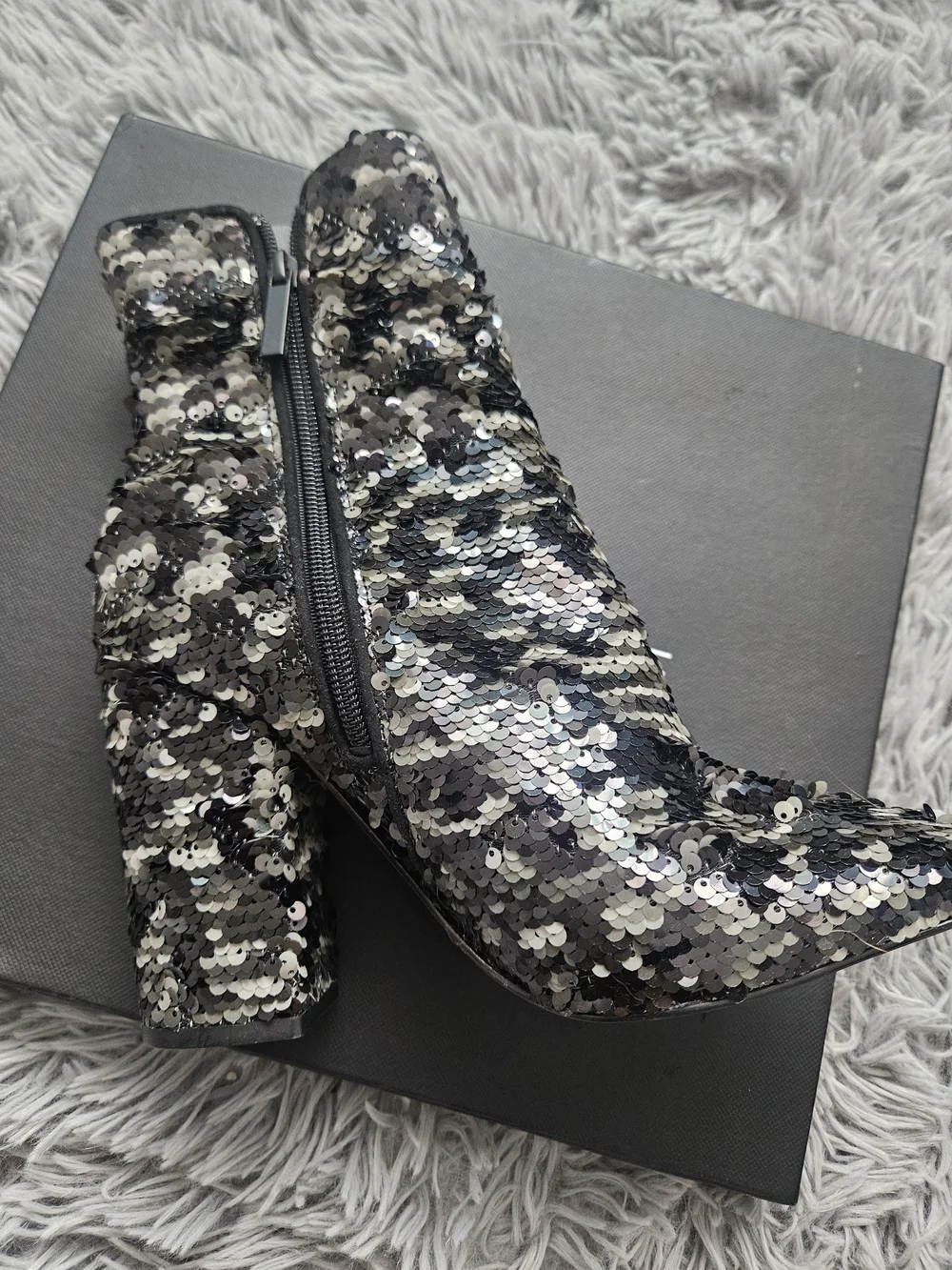 Kendall + Kylie Sequined Ankle Boots - Silver/Black